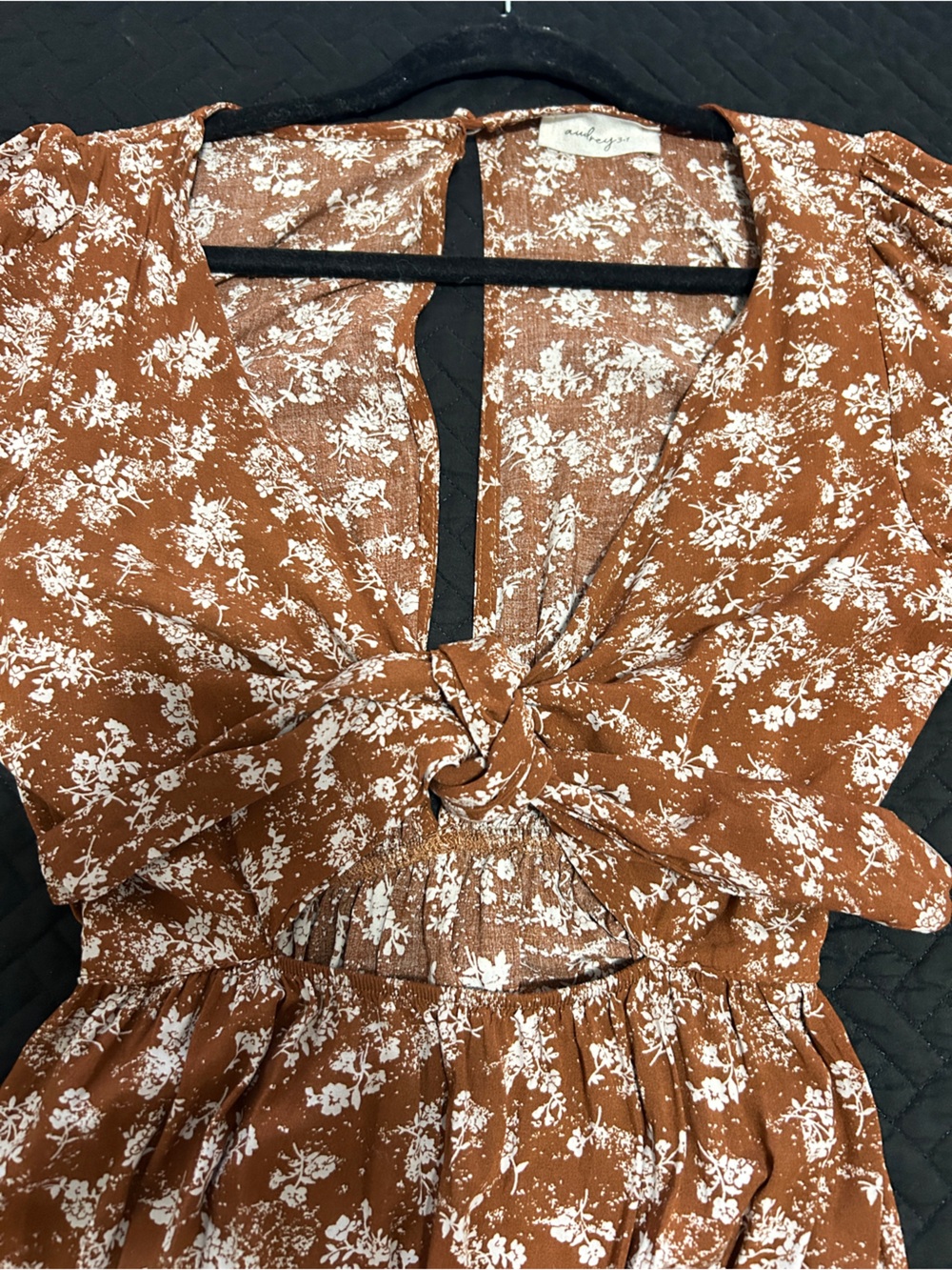 Audrey 3+1 Front Cutout Tie V-neck Butterfly Sleeve Dress